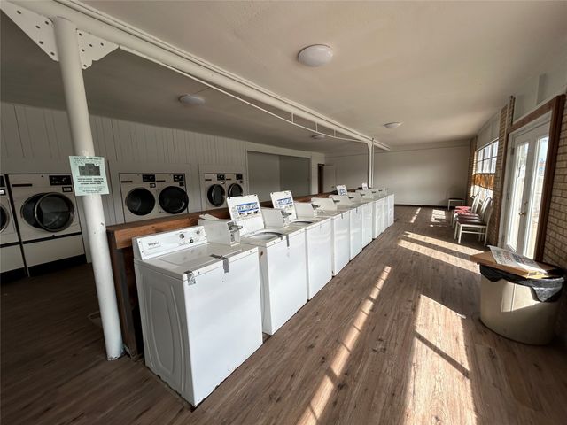 6421 E State Highway 31, Murchison, TX 75778