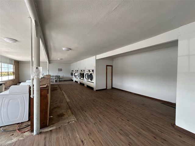 6421 E State Highway 31, Murchison, TX 75778