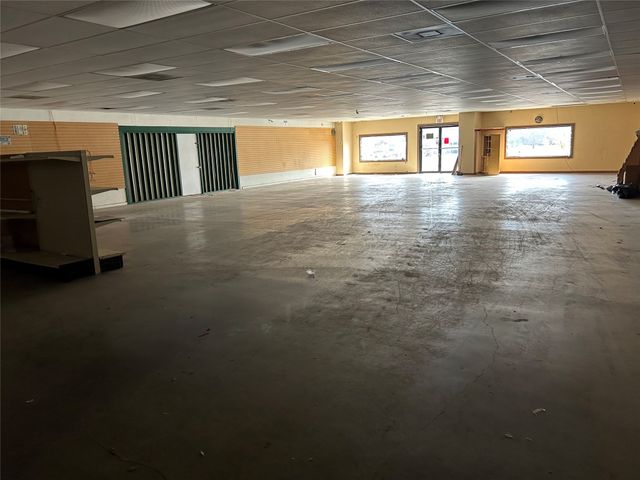 6421 E State Highway 31, Murchison, TX 75778