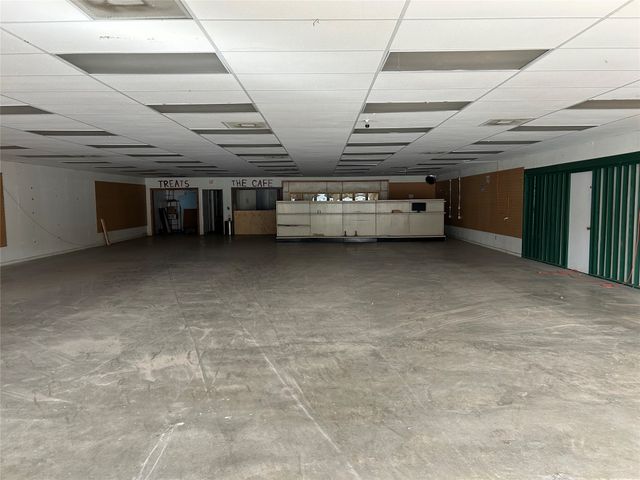 6421 E State Highway 31, Murchison, TX 75778