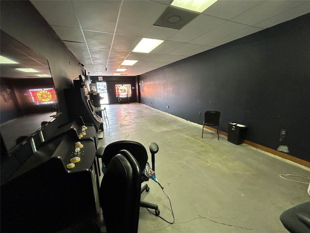 6421 E State Highway 31, Murchison, TX 75778