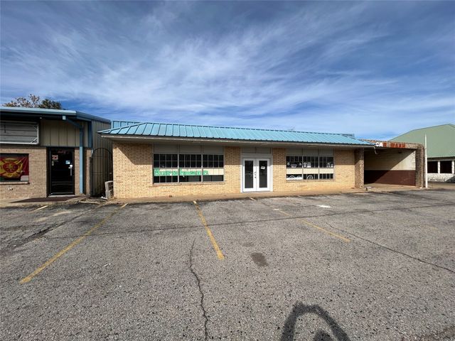 6421 E State Highway 31, Murchison, TX 75778