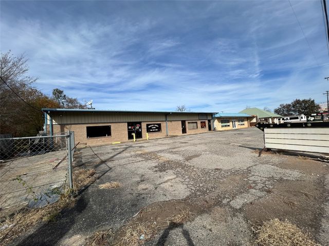 6421 E State Highway 31, Murchison, TX 75778