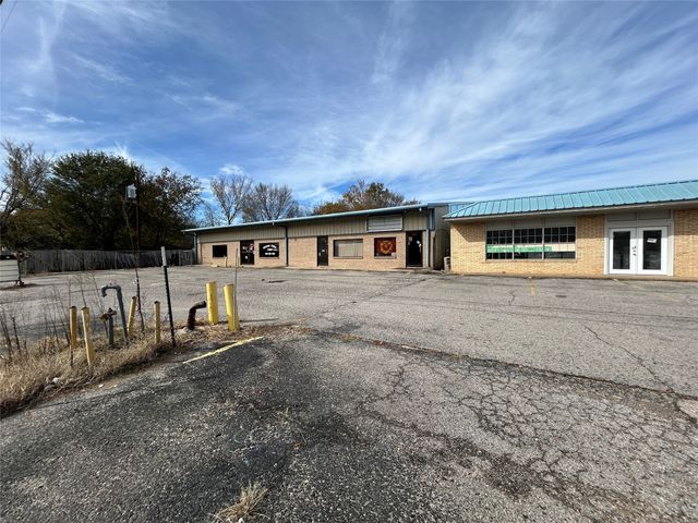 6421 E State Highway 31, Murchison, TX 75778