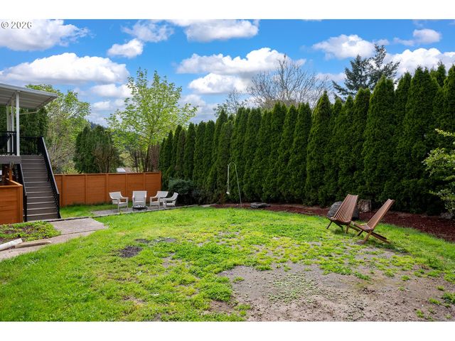 11835 Se VALLEY VIEW Ter, Happy Valley, OR 97086