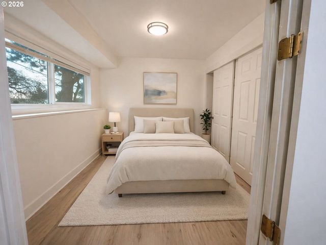 11835 Se VALLEY VIEW Ter, Happy Valley, OR 97086