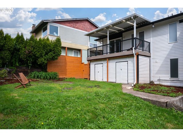 11835 Se VALLEY VIEW Ter, Happy Valley, OR 97086