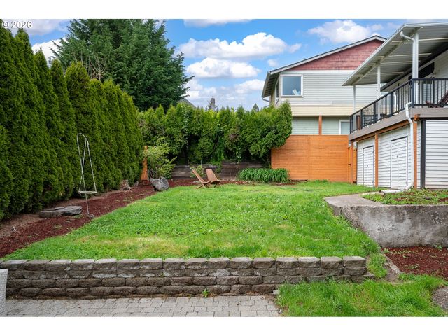 11835 Se VALLEY VIEW Ter, Happy Valley, OR 97086