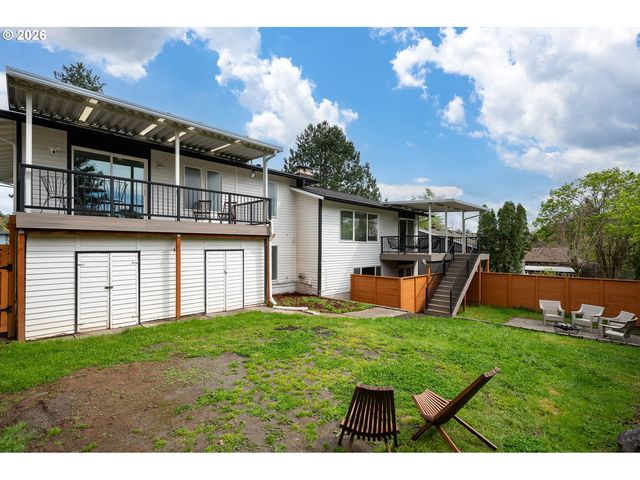 11835 Se VALLEY VIEW Ter, Happy Valley, OR 97086