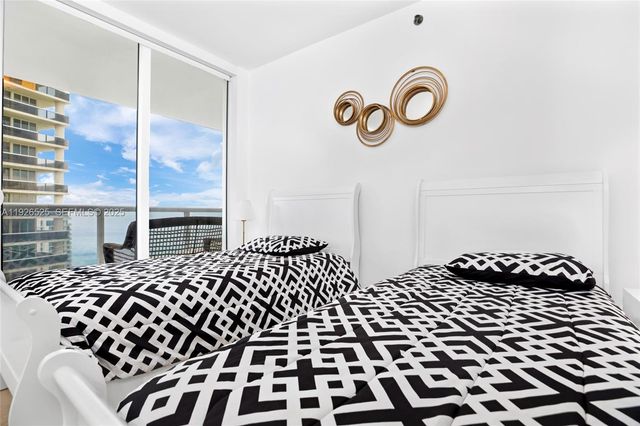 1830 S Ocean Dr 2808, Hallandale Beach, FL 33009