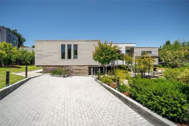 552 Perkins Lane, San Luis Obispo, CA 93401