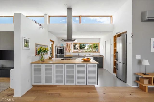 552 Perkins Lane, San Luis Obispo, CA 93401