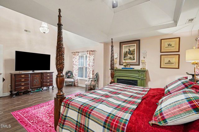 219 E Quailwood Drive, Fuquay Varina, NC 27526