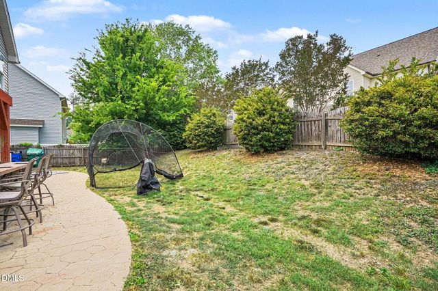 219 E Quailwood Drive, Fuquay Varina, NC 27526