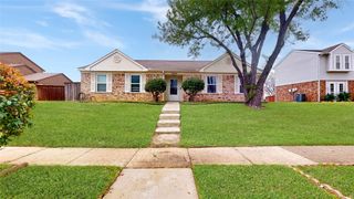 2404 Forestmeadow Drive, Lewisville, TX 75067