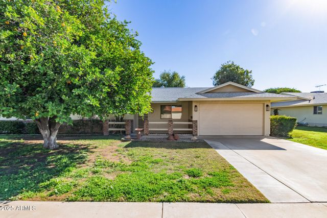 10407 W DESERT FOREST Circle, Sun City, AZ 85351