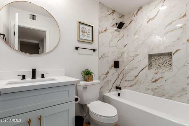 10407 W DESERT FOREST Circle, Sun City, AZ 85351