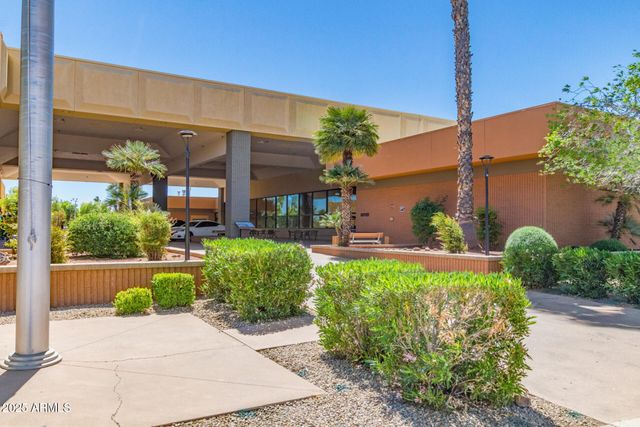 10407 W DESERT FOREST Circle, Sun City, AZ 85351