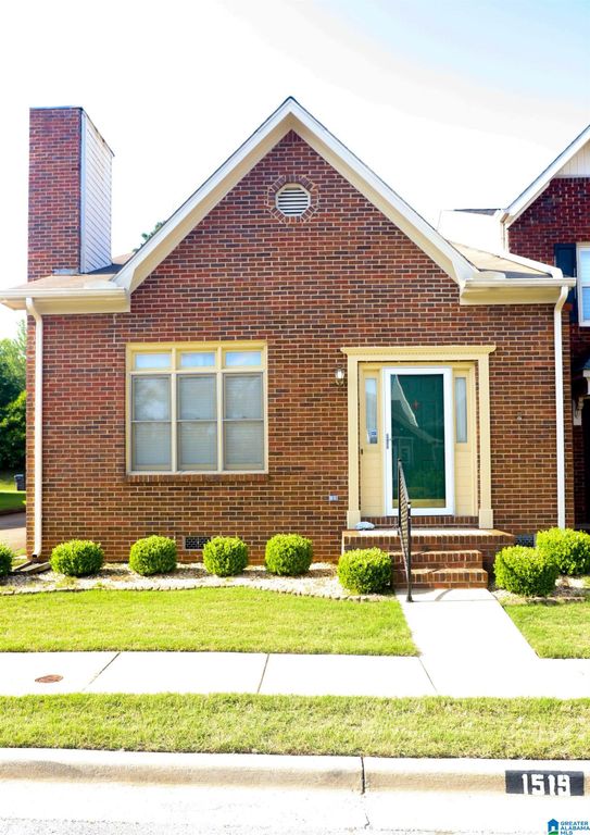 1519 CAMBRIDGE PLACE, Anniston, AL 36207