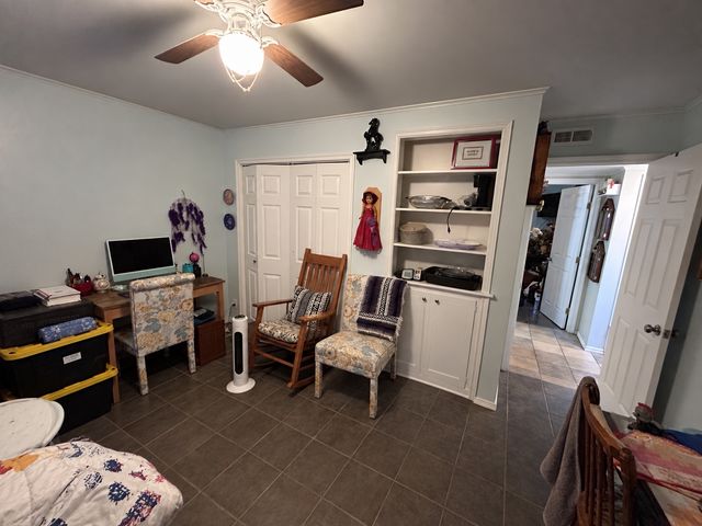 5138 S Birmingham Place E, Tulsa, OK 74105