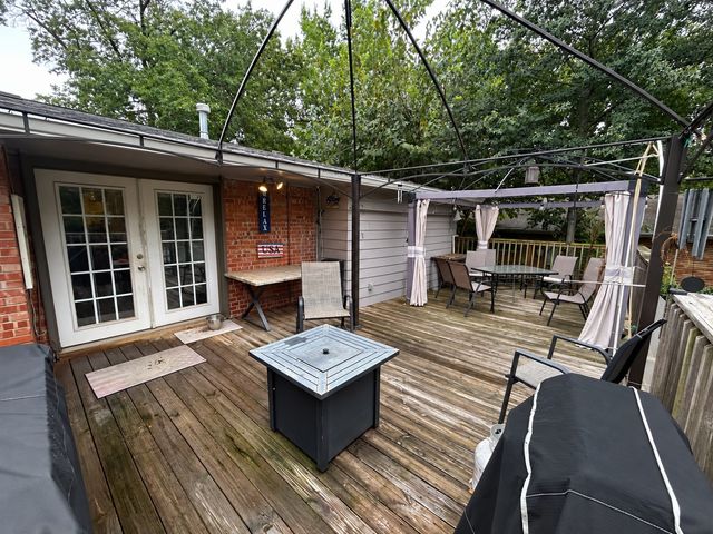 5138 S Birmingham Place E, Tulsa, OK 74105