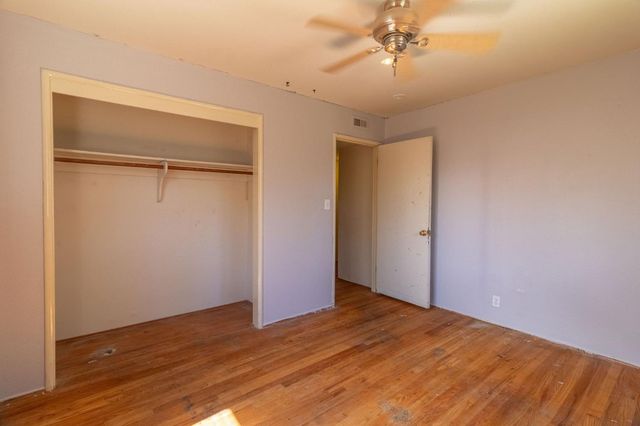 6960 N Pershing Ave, Stockton, CA 95207