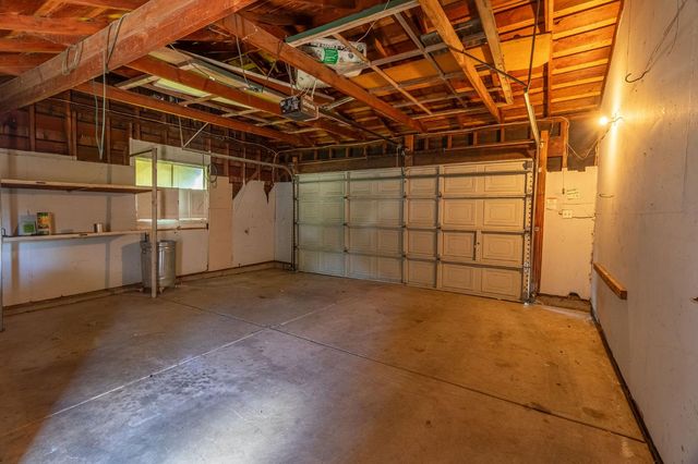 6960 N Pershing Ave, Stockton, CA 95207