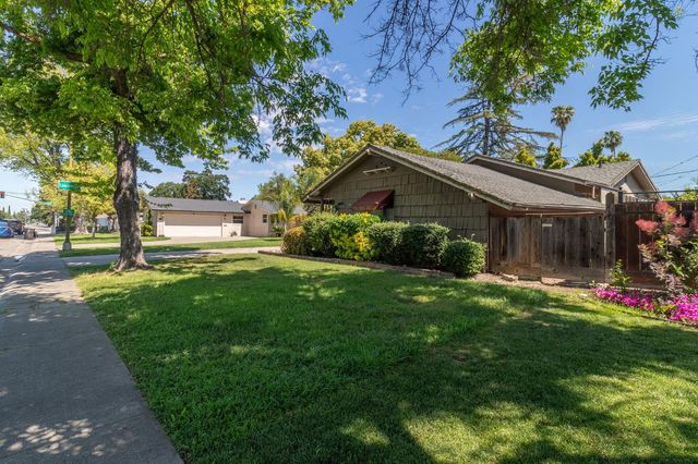 6960 N Pershing Ave, Stockton, CA 95207