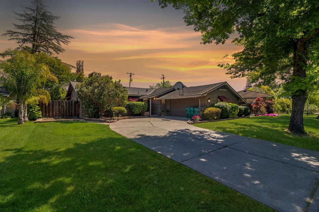 6960 N Pershing Ave, Stockton, CA 95207