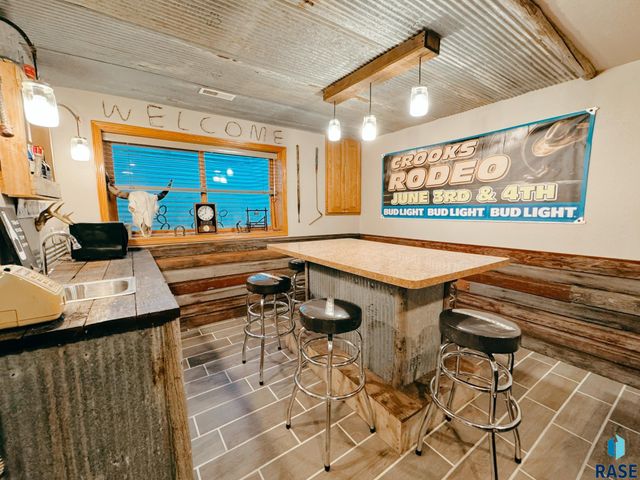 203 S West Ave Avenue, Crooks, SD 57020