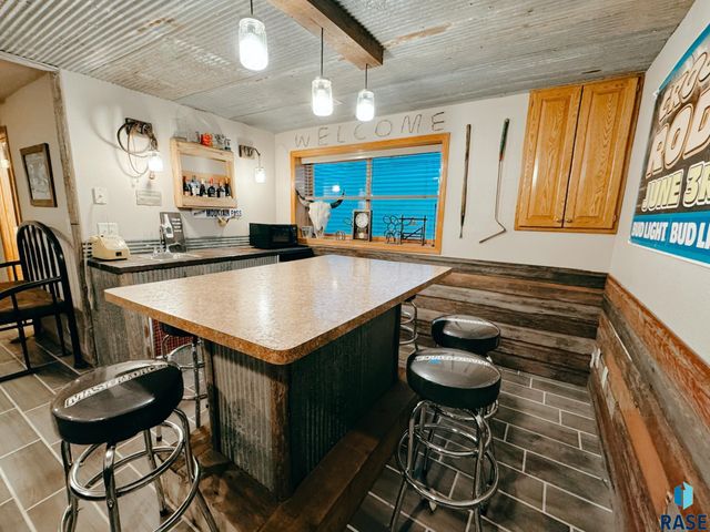 203 S West Ave Avenue, Crooks, SD 57020