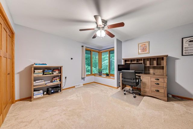 4678 Sonseeahray DRIVE, Hubertus, WI 53033