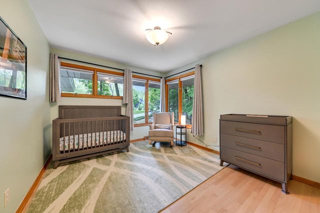 4678 Sonseeahray DRIVE, Hubertus, WI 53033