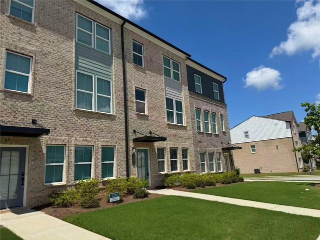 2282 Whistler Way NE, Lawrenceville, GA 30043