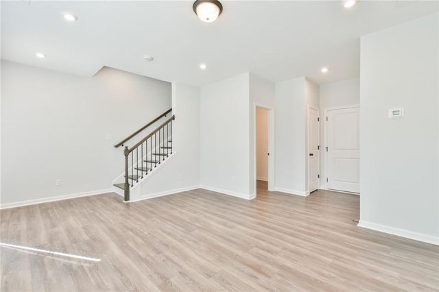 2282 Whistler Way NE, Lawrenceville, GA 30043