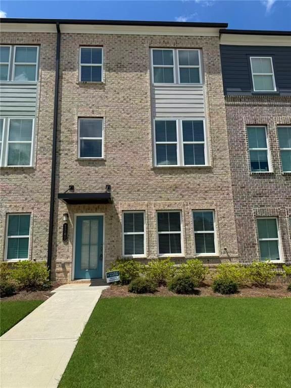 2282 Whistler Way NE, Lawrenceville, GA 30043