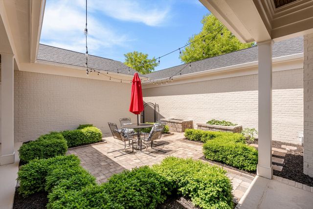 405 Verandah Ln, Franklin, TN 37064