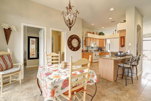 13606 N CAMBRIA Drive 208, Fountain Hills, AZ 85268