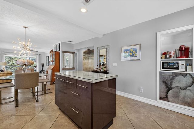 1225 NW 21st Street 36-3609, Stuart, FL 34994