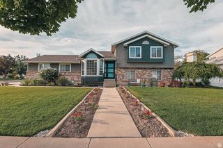 128 W CLAY PARK DR, Murray, UT 84107