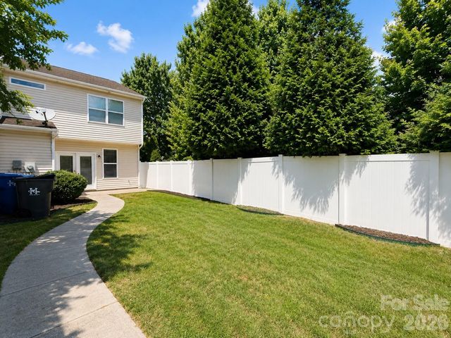 9436 Rosewood Meadow Lane, Huntersville, NC 28078