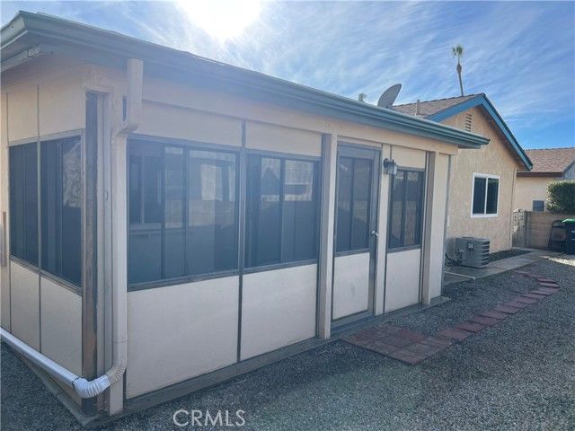 2302 El Grande, Hemet, CA 92545