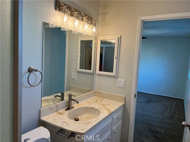 2302 El Grande, Hemet, CA 92545