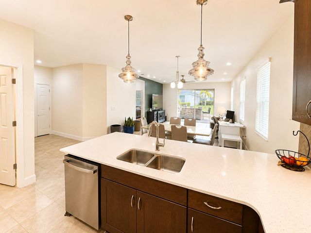 6118 VOYAGERS PLACE, Apollo Beach, FL 33572