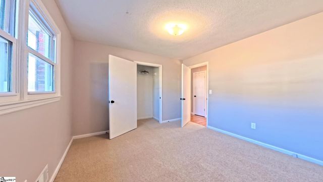 1202 Brookwood Drive, Boiling Springs, SC 29316