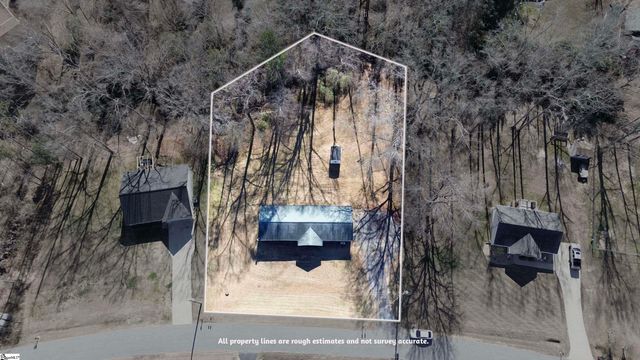 1202 Brookwood Drive, Boiling Springs, SC 29316