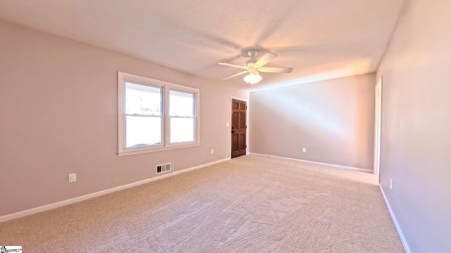 1202 Brookwood Drive, Boiling Springs, SC 29316