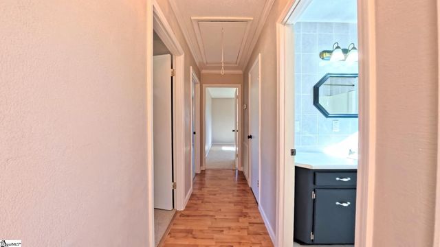 1202 Brookwood Drive, Boiling Springs, SC 29316