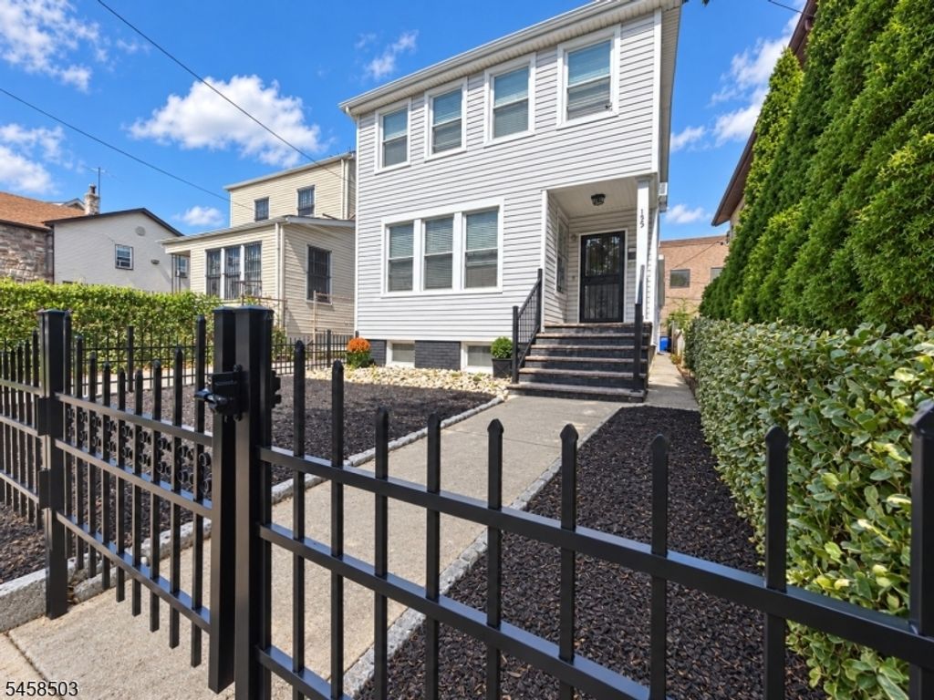155 Weequahic Ave, Newark City, NJ 07112 — photo 2