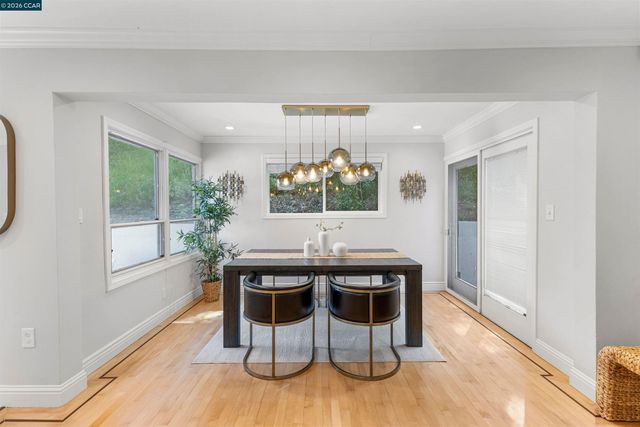 3575 Springhill Rd, Lafayette, CA 94549